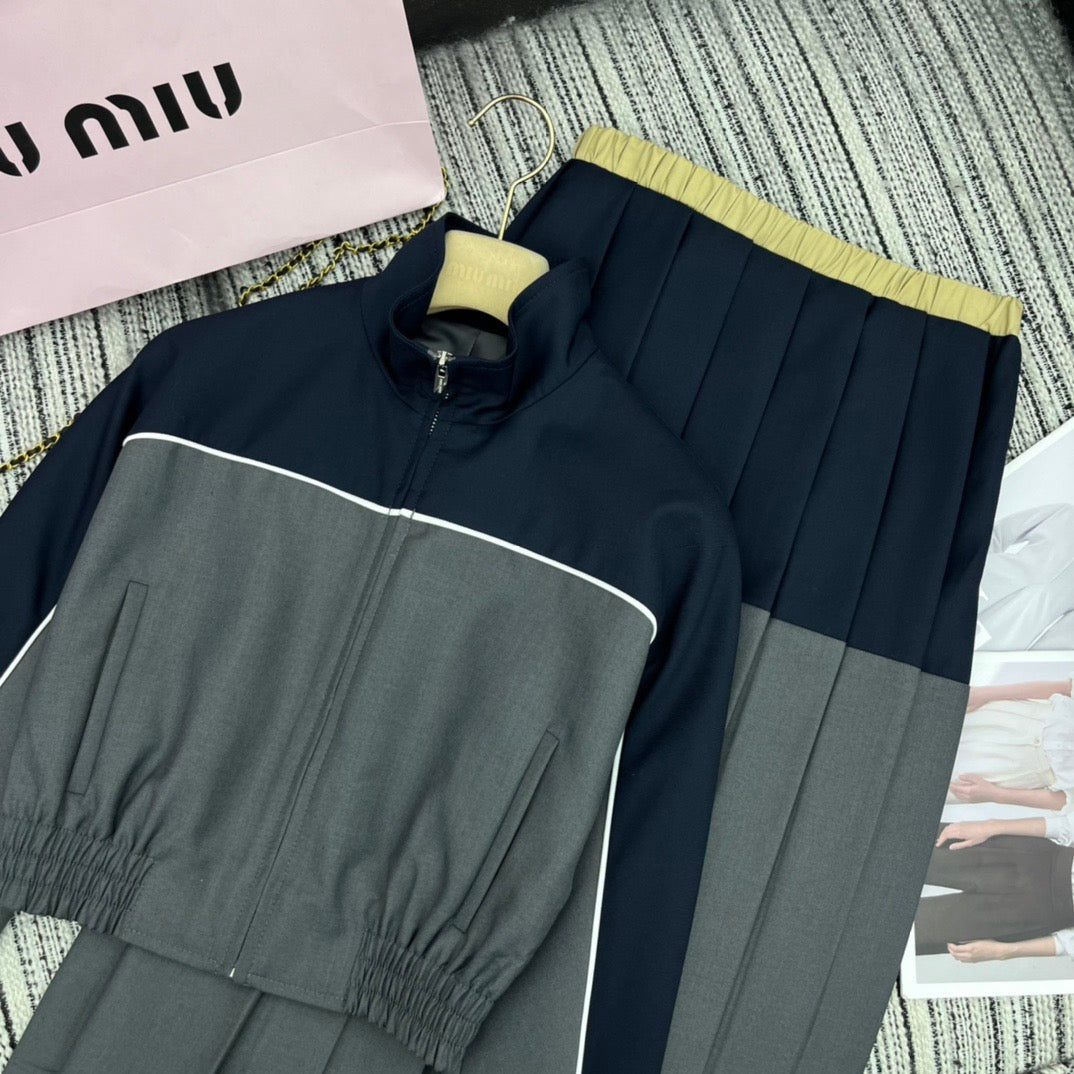 MIU25 Early Spring Contrast Jacket + Pleated Skirt Set