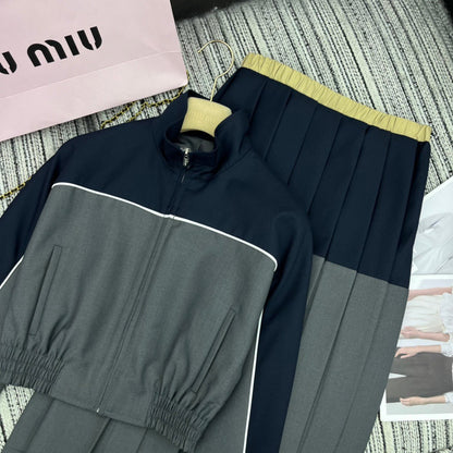 MIU25 Early Spring Contrast Jacket + Pleated Skirt Set