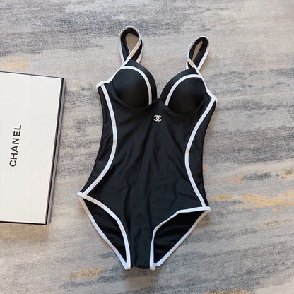 New super slim fit small logo one piece swimsuit